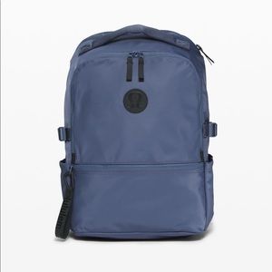 BRAND NEW LULULEMON BACKPACK NEVER USED